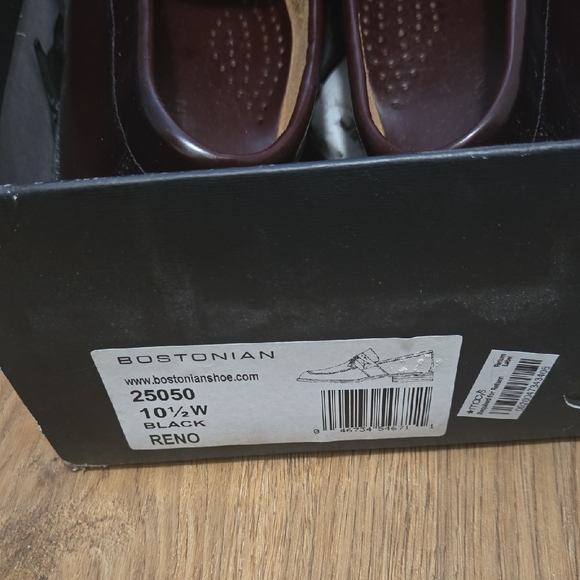 Bostonian Men's Dark Brown Slip-On Loafers - Picture 2 of 2